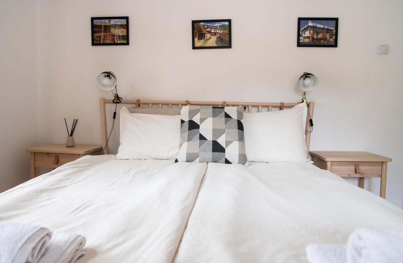 טריגראד Guest House Rossy מראה חיצוני תמונה
