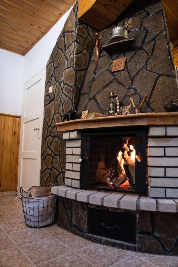 טריגראד Guest House Rossy מראה חיצוני תמונה